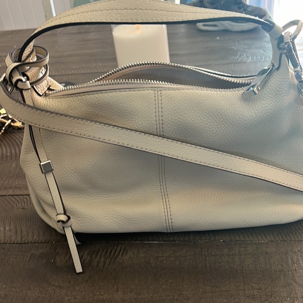 Vince Camaro should/ ,crossbody - Picture 2 of 5